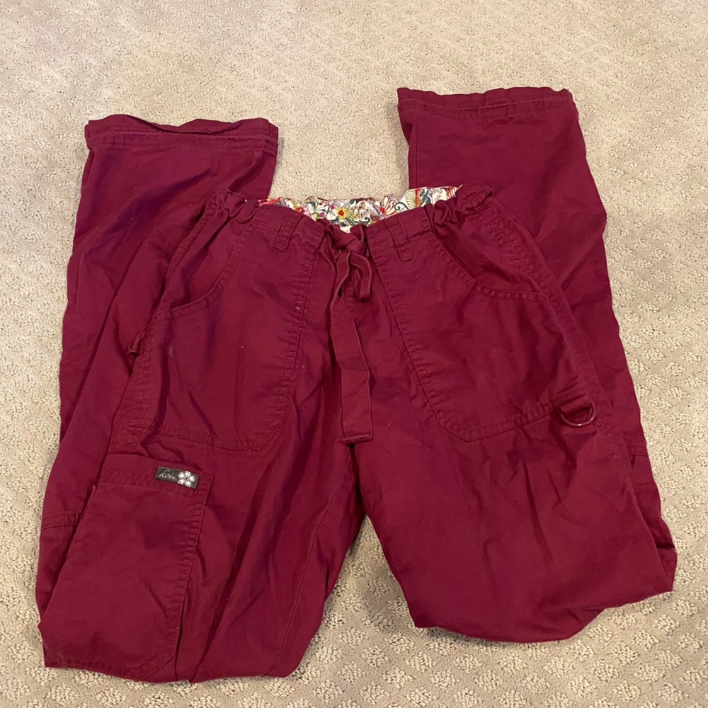 XS adjustable waist scrubs